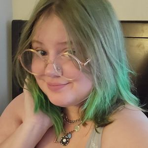 Meet your Posher, Isabelle